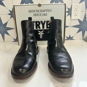 FRYE PHILIP CHELSEA BLACK Boot Plain Toe Leather Mens size 11
